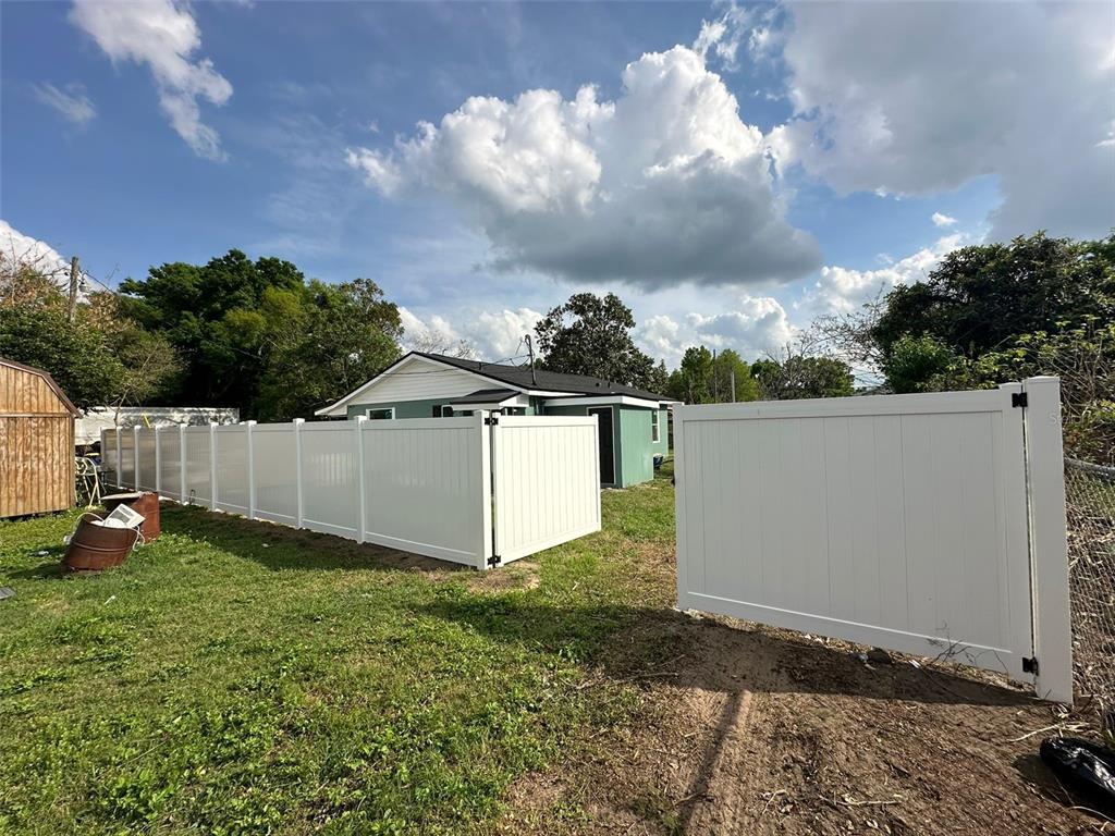 2015 1/2 LAUREL STREET, BARTOW, FL — photo 2 of 18