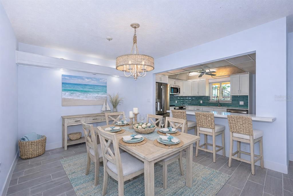 4700 COVE CIRCLE UNIT 110, ST PETERSBURG, FL — photo 4 of 30