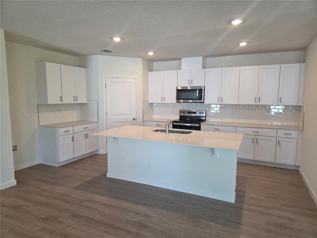 4260 ACOMA DRIVE, ORMOND BEACH, FL — photo 2 of 6