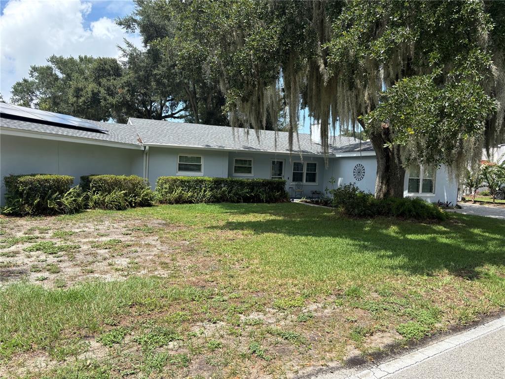 1901 N LAKE ELOISE DRIVE