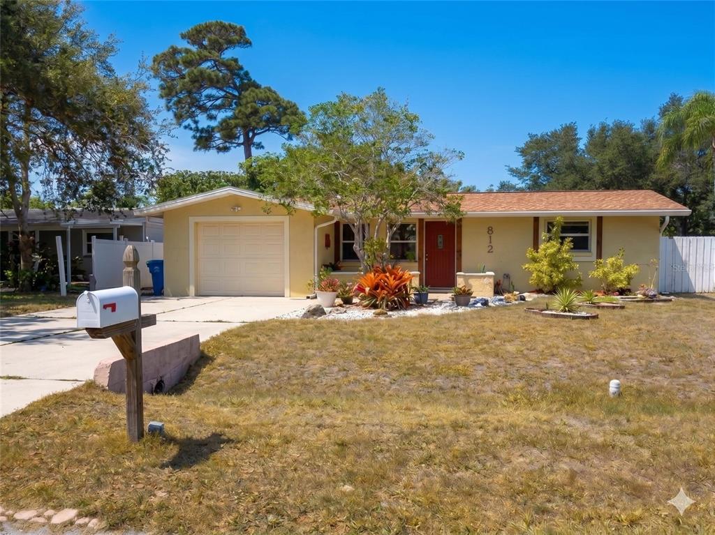 812 GUILD DRIVE