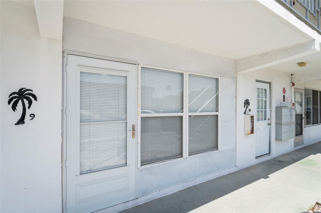 1221 DREW STREET UNIT B9