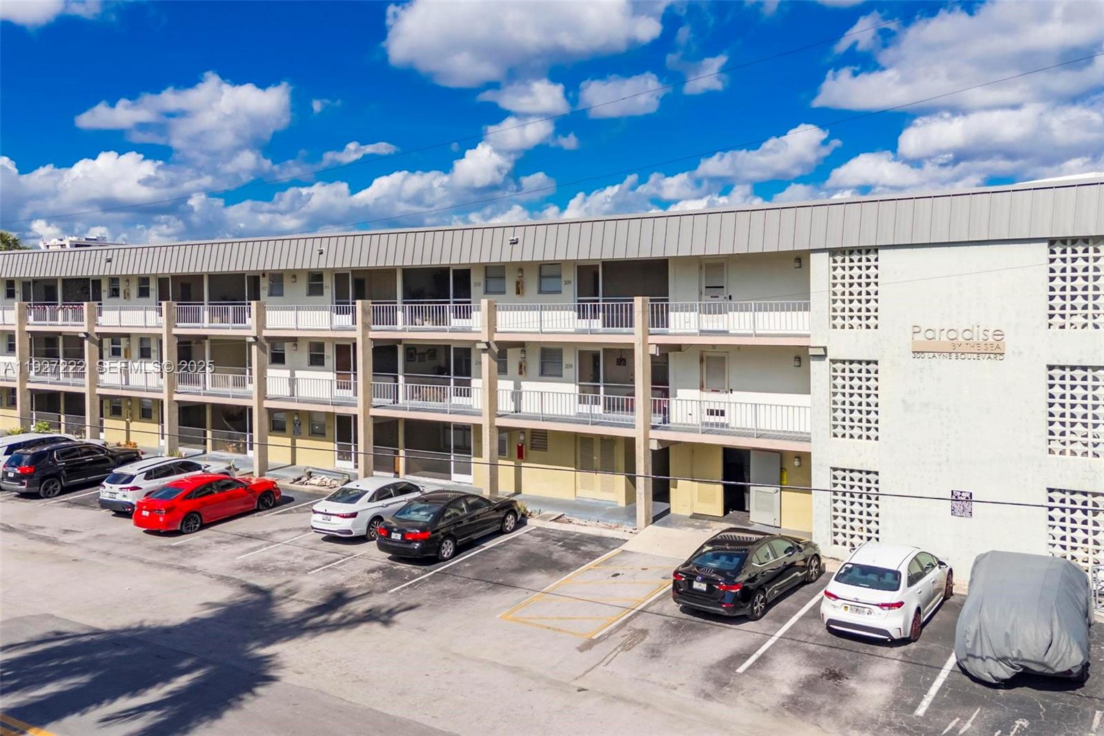 300 Layne Blvd # 311, Hallandale Beach FL 33009