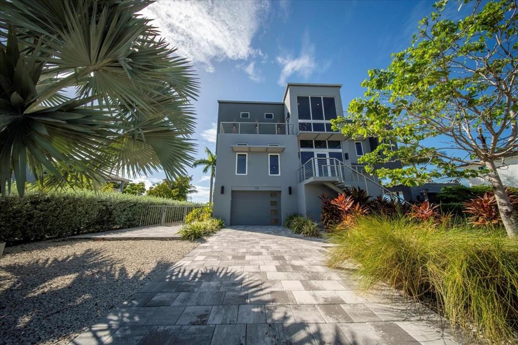 118 AVENUE E, MARATHON, FL — photo 3 of 30