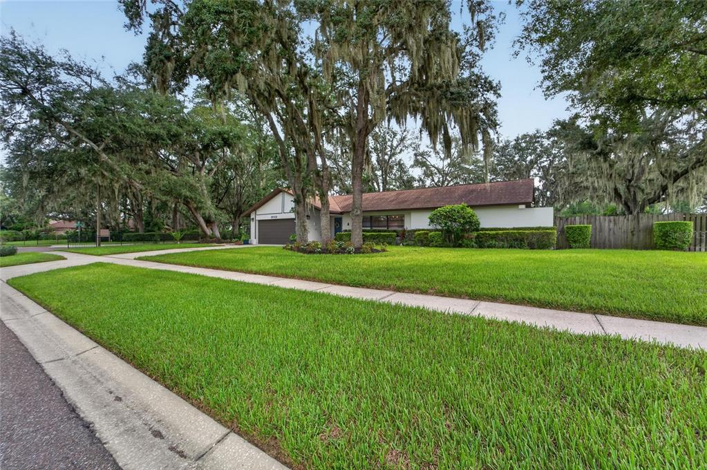 3002 WISTER CIRCLE, VALRICO, FL — photo 3 of 30
