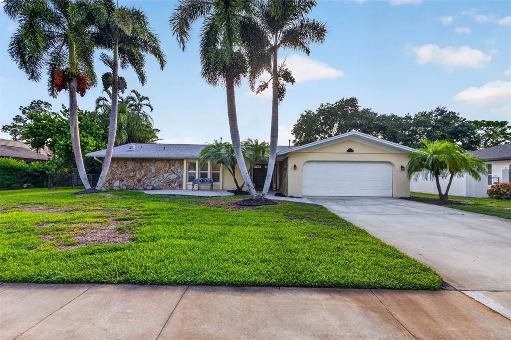 6390 BURNING TREE DRIVE, SEMINOLE, FL — photo 4 of 30