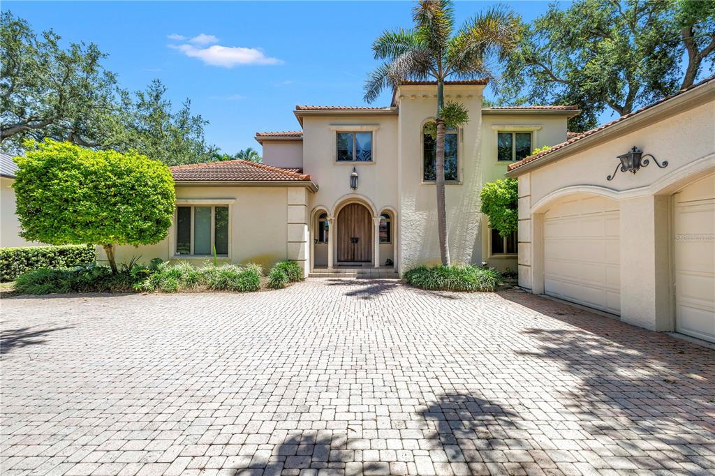 1524 BRIGHTWATERS BOULEVARD NE, ST PETERSBURG, FL — photo 4 of 30