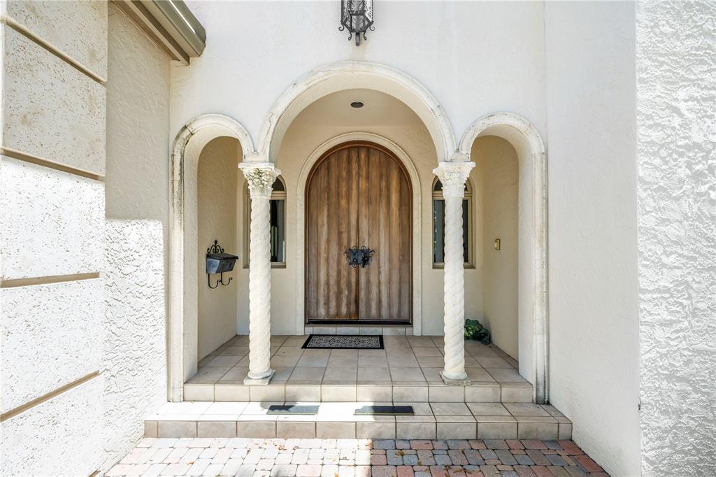 1524 BRIGHTWATERS BOULEVARD NE, ST PETERSBURG, FL — photo 5 of 30