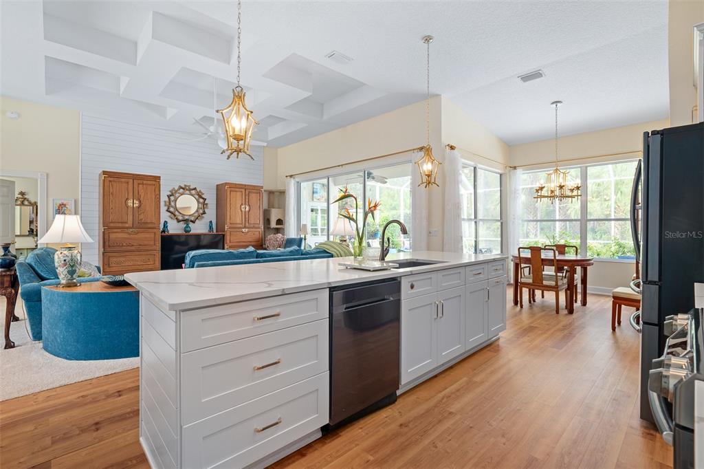 1216 HAMPSTEAD LANE