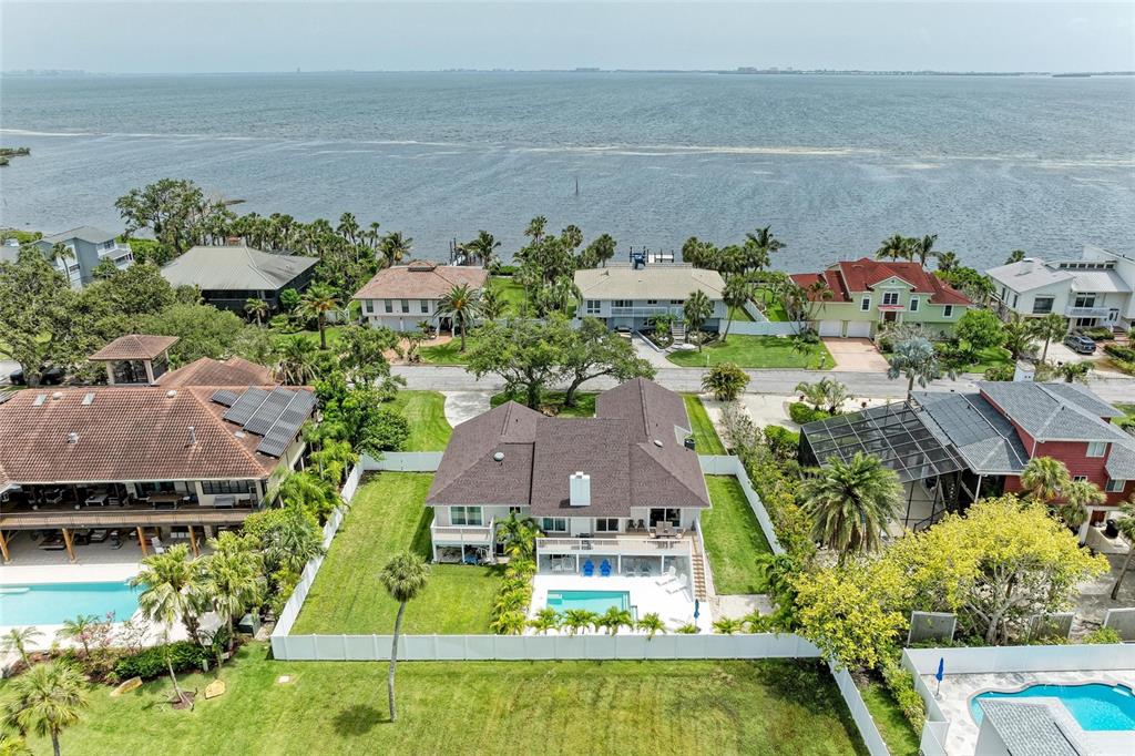 3903 BAYSIDE DRIVE