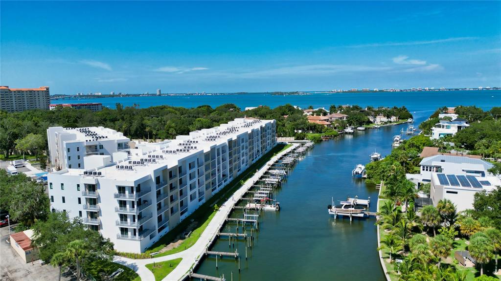 1709 N TAMIAMI TRAIL UNIT 221