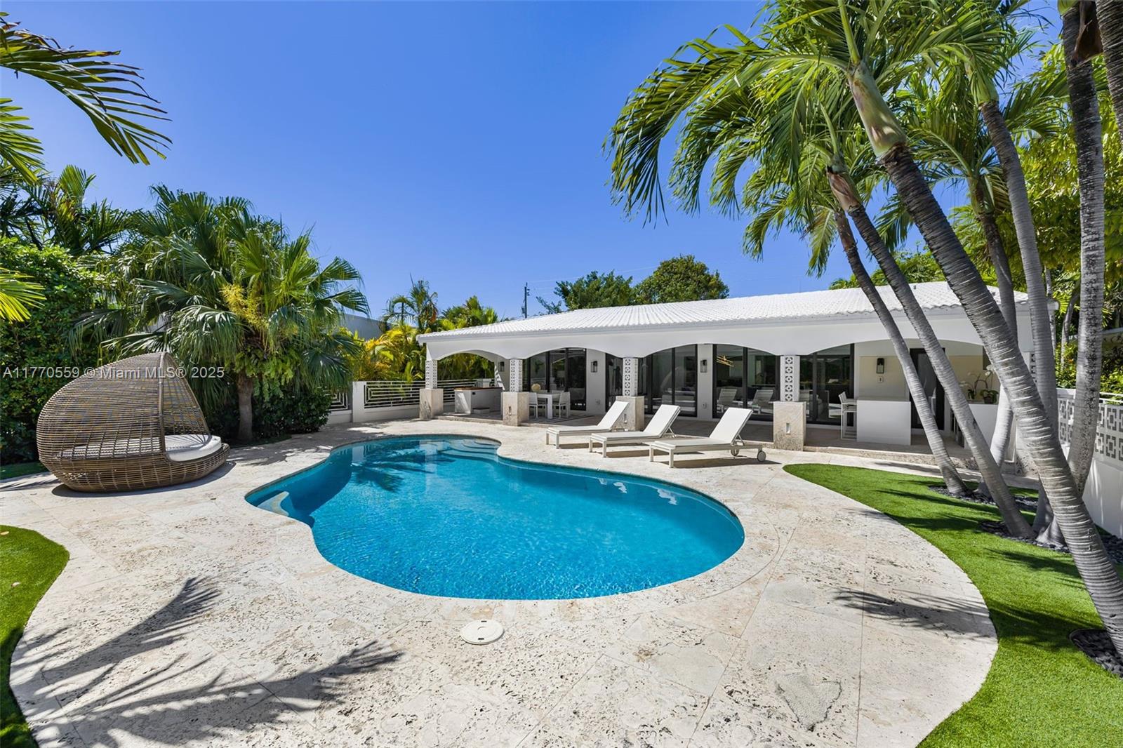 7805 Noremac Ave, Miami Beach FL 33141