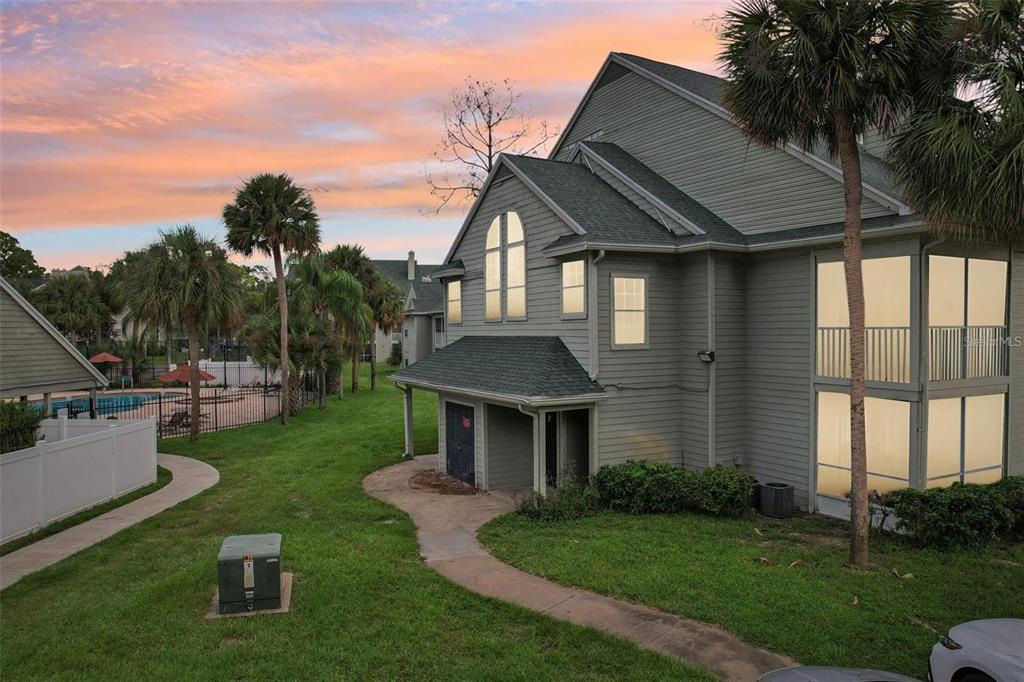 6088 WESTGATE DRIVE UNIT 201