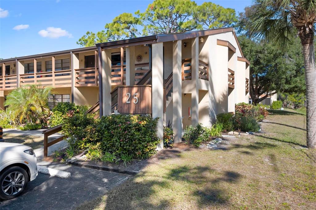 25 QUAILS RUN BOULEVARD UNIT 6, ENGLEWOOD, FL — photo 3 of 30