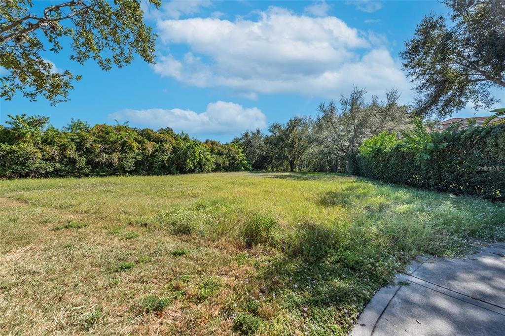 5913 LA ROSA LANE, APOLLO BEACH, FL — photo 5 of 10
