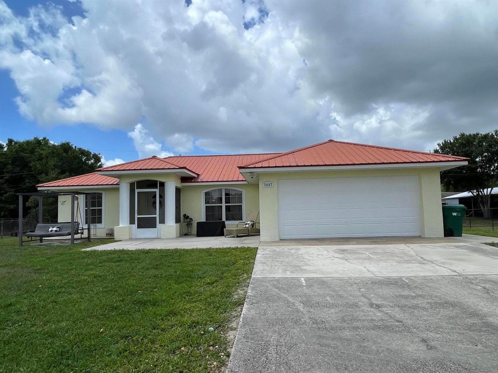 3897 NW 22nd Avenue, Okeechobee FL 34972