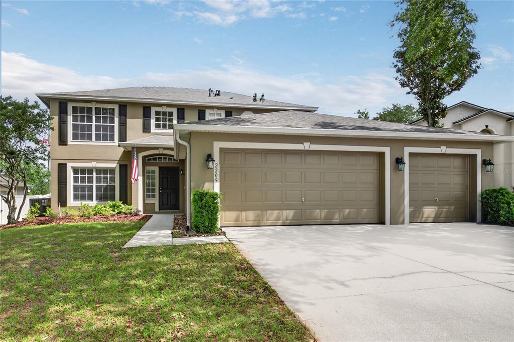 2209 JENNAH CIRCLE