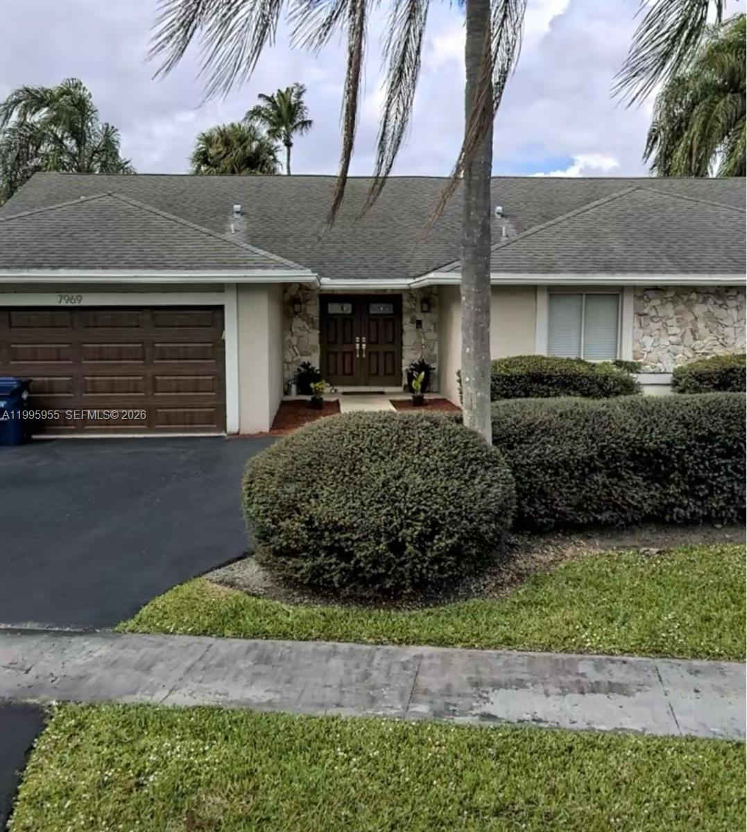 7969 NW 51st Ct, Lauderhill FL 33351