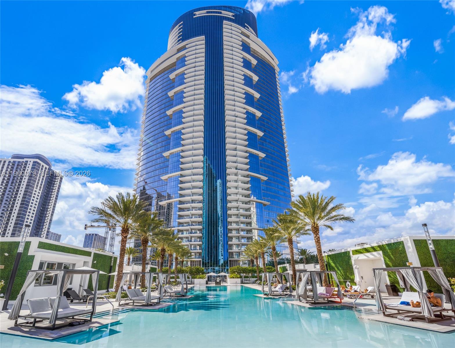 851 NE 1st Ave # 204, Miami FL 33132