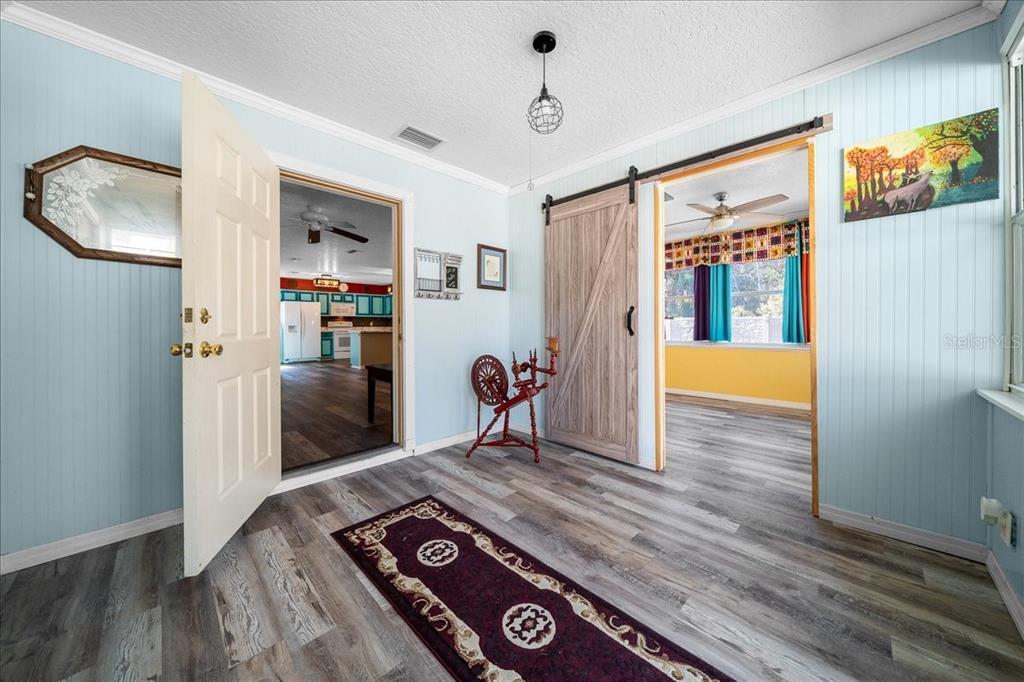 12575 W FOSS GROVES PATH, INGLIS, FL — photo 4 of 30