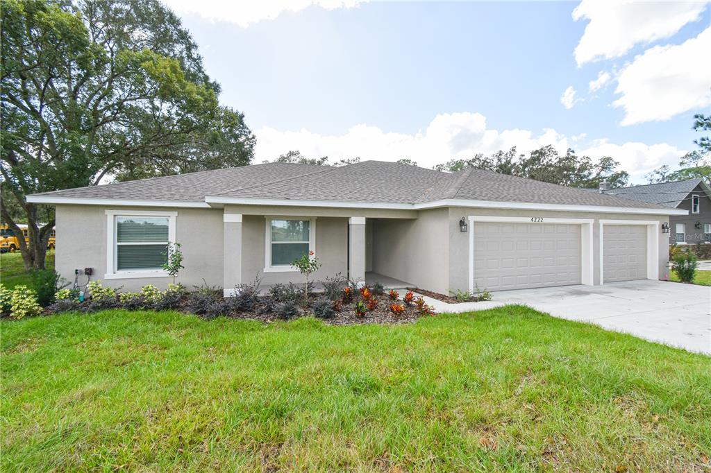 521 E HIGHLAND DRIVE