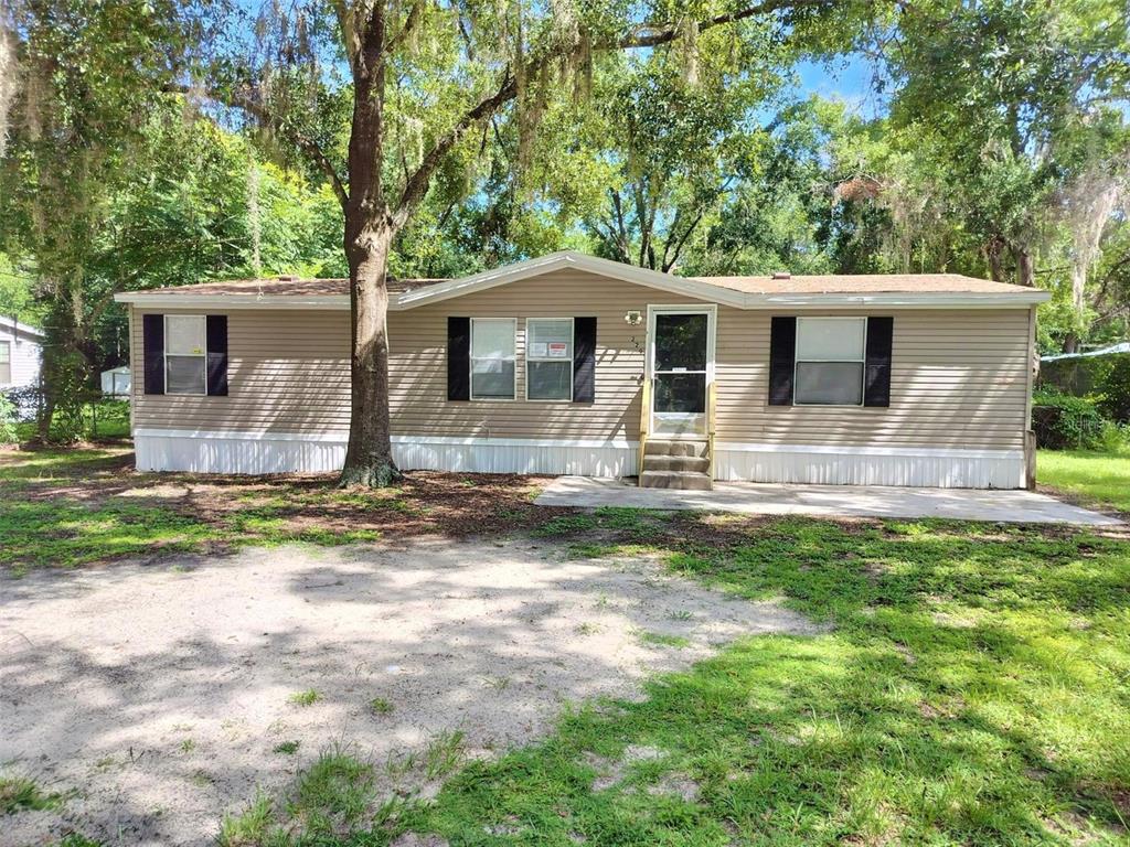 229 TEMPLE CIRCLE N