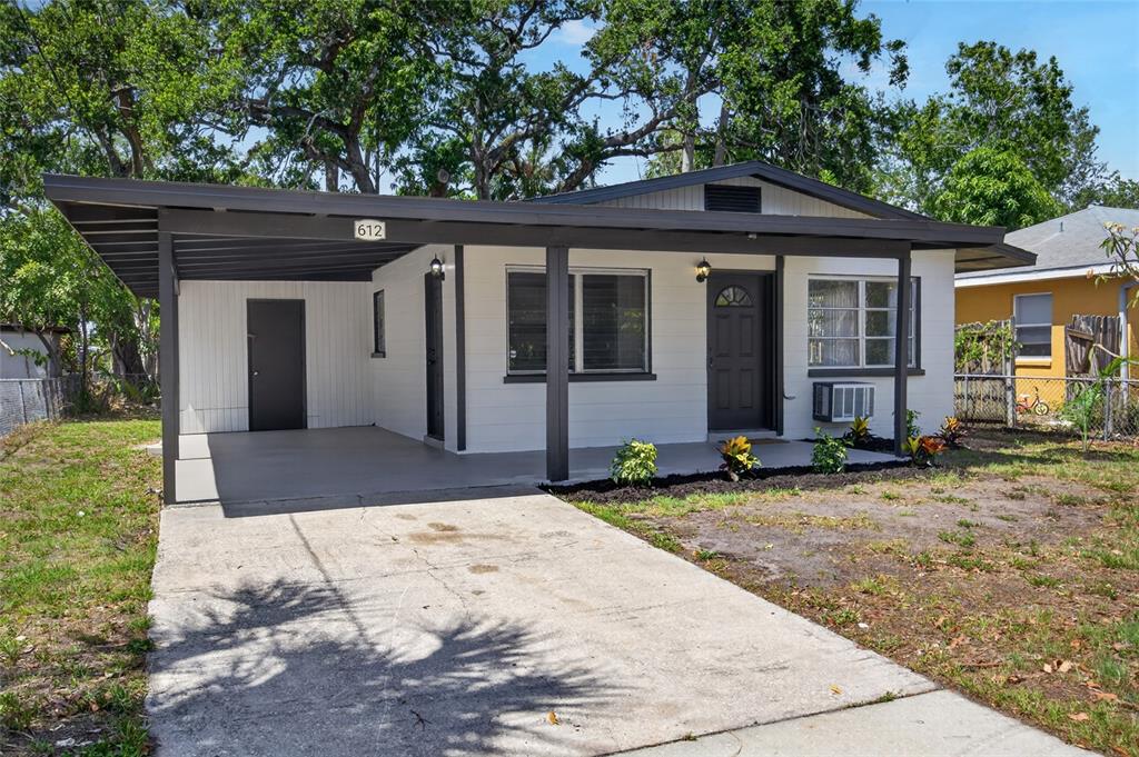 612 12TH STREET DRIVE W