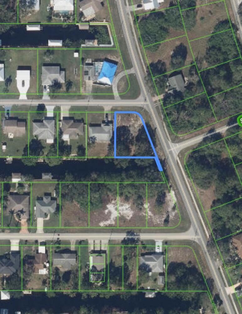100 Honeycomb Avenue, Lake Placid FL 33852