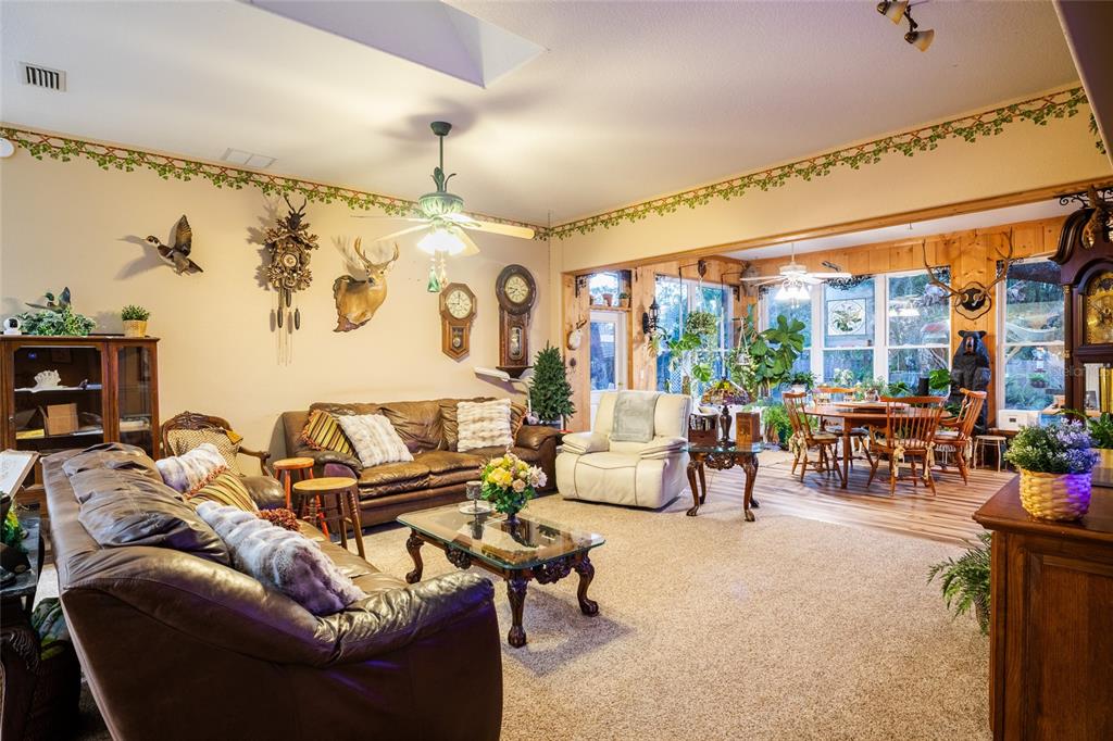 8508 DEE CIRCLE, RIVERVIEW, FL — photo 5 of 22