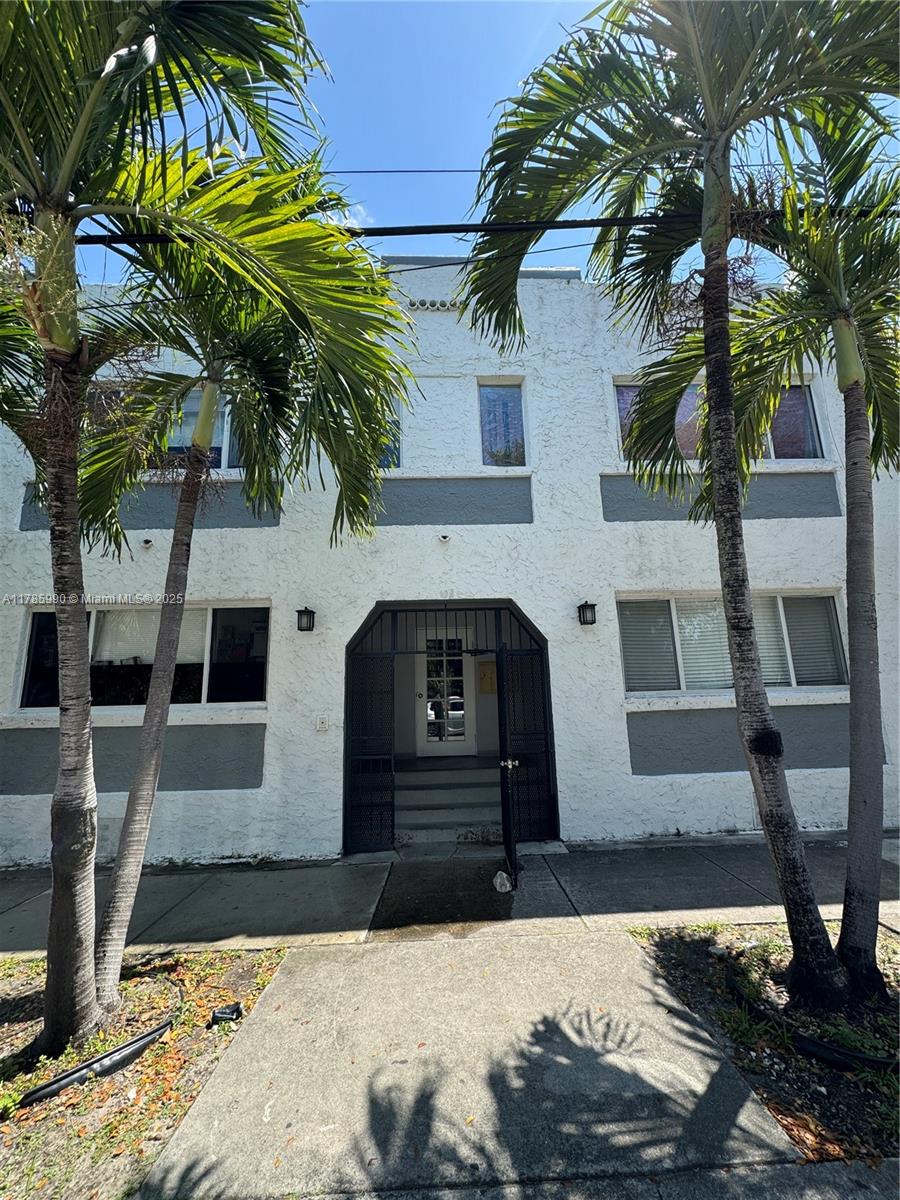 109 NW 6th Ave # 5, Miami FL 33128