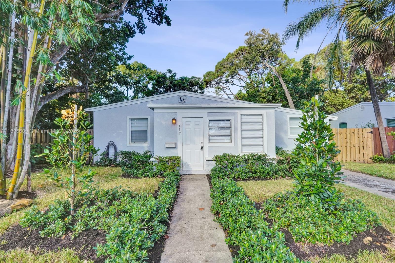 119 SW 22nd Ave, Fort Lauderdale FL 33312