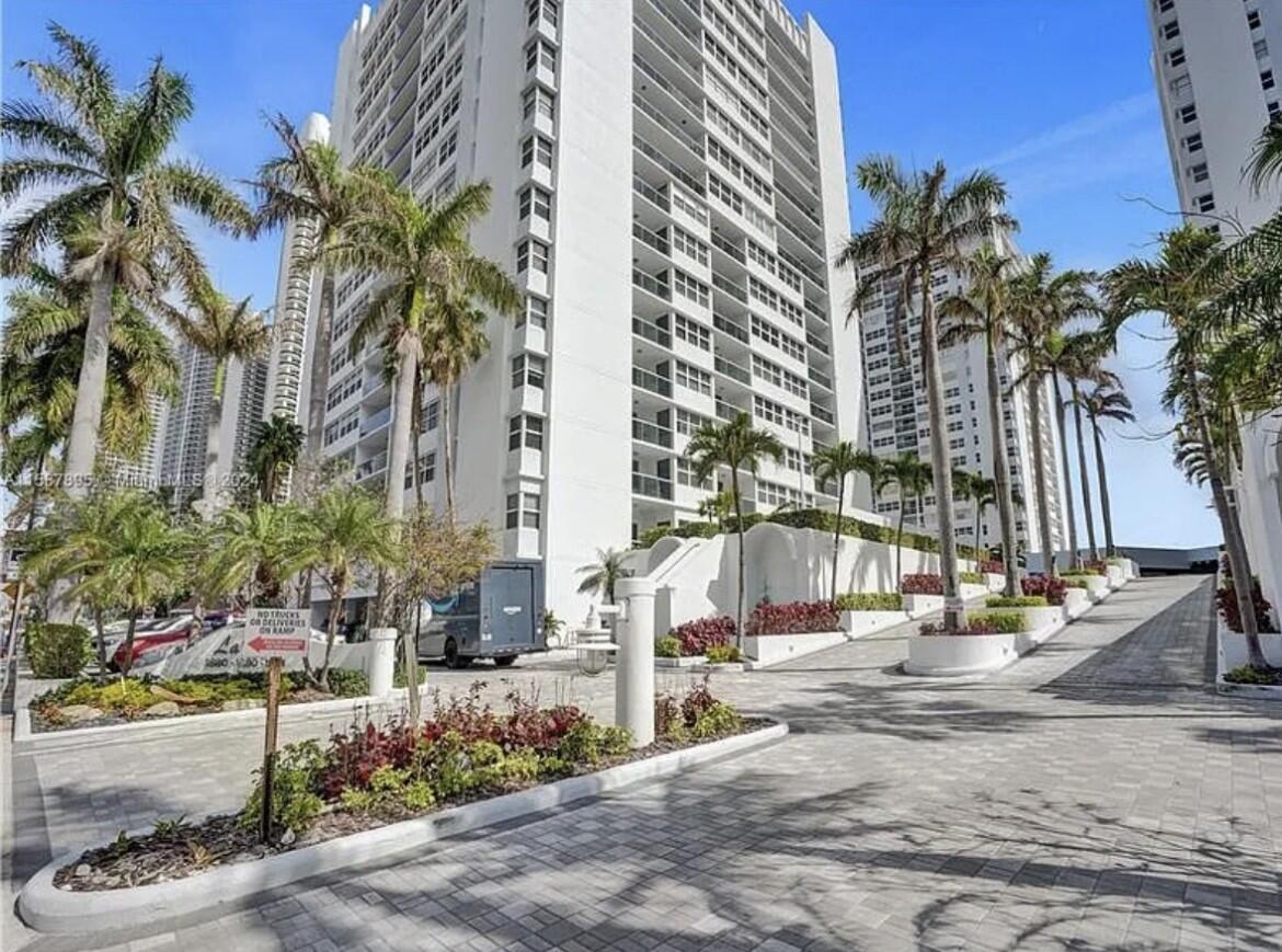 1880 S Ocean Drive # 308, Hallandale Beach FL 33009