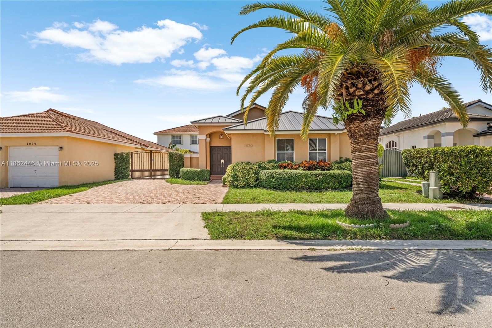 1070 NW 129th Pl, Miami FL 33182
