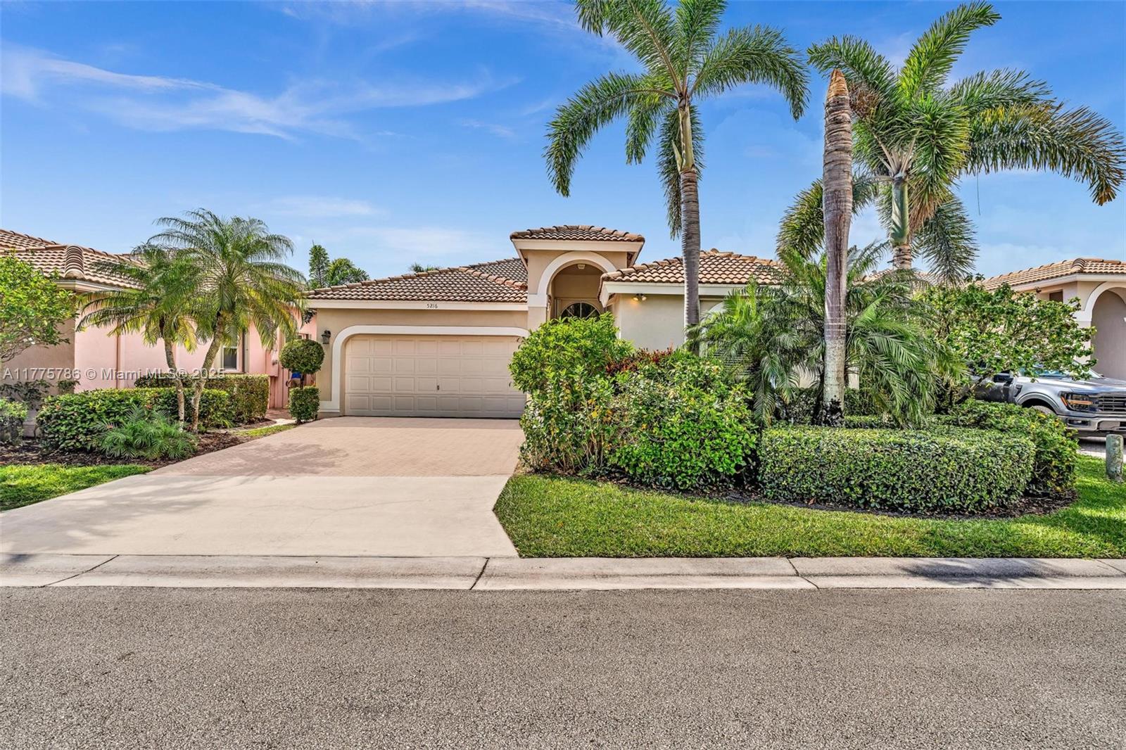 5216 Ventura Dr, Delray Beach FL 33484