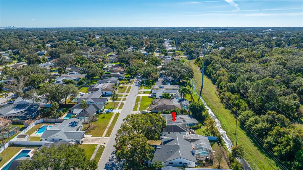 1862 DEL ROBLES DRIVE, CLEARWATER, FL — photo 5 of 30