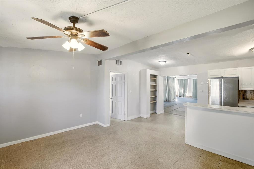 21585 OLEAN BOULEVARD, PORT CHARLOTTE, FL — photo 4 of 30