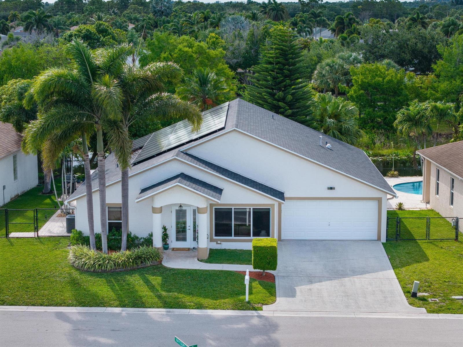 1128 Hatteras Circle, FL 33413