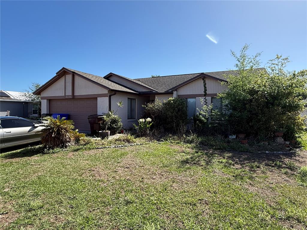 2633 DIXIE LANE