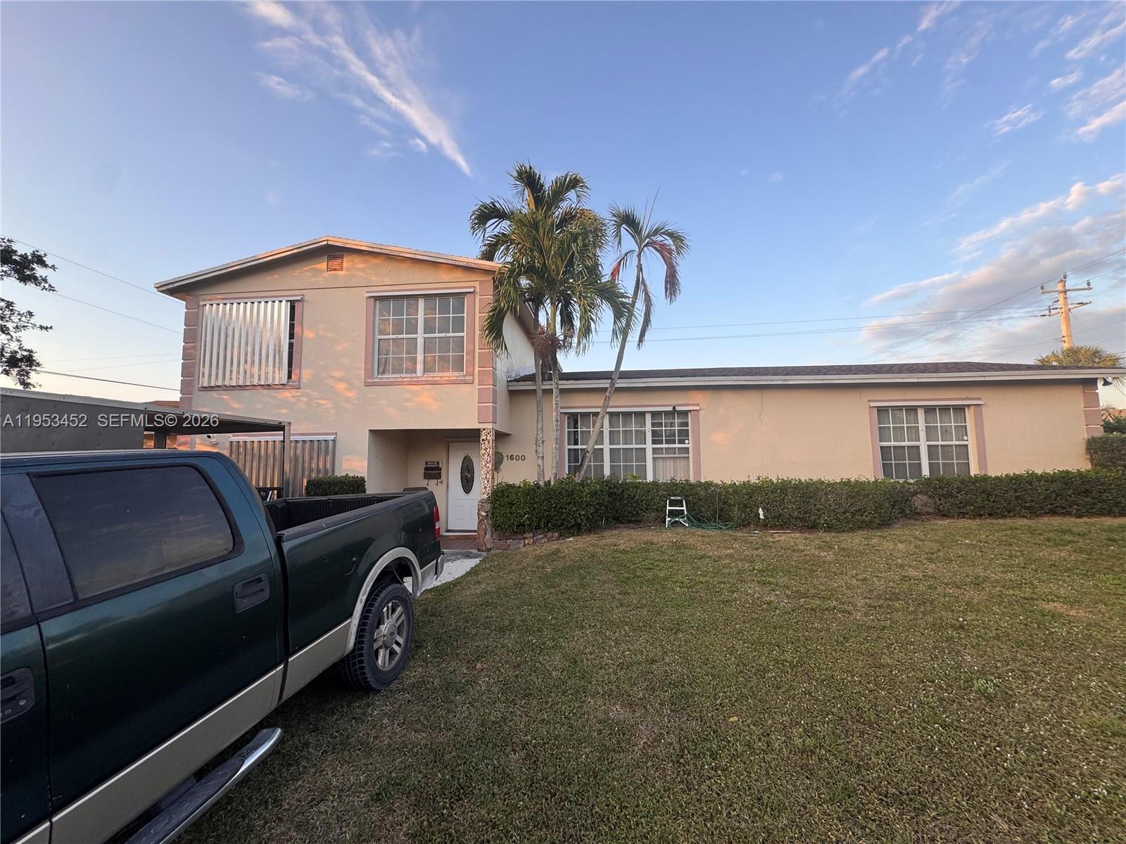 1600 W 32nd St, Riviera Beach FL 33404