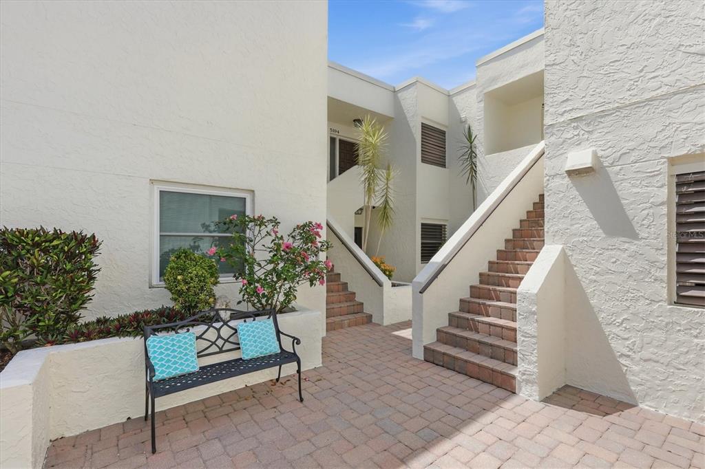 5194 MARSH FIELD LANE UNIT 96