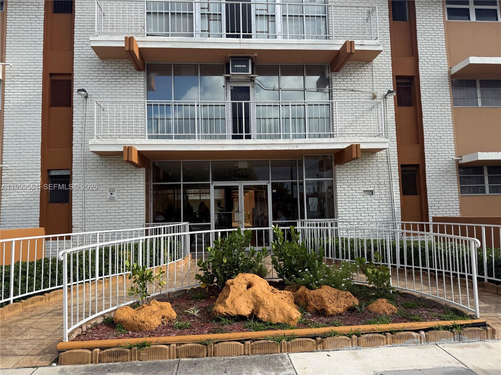 3881 W Flagler St # 319, Miami FL 33134