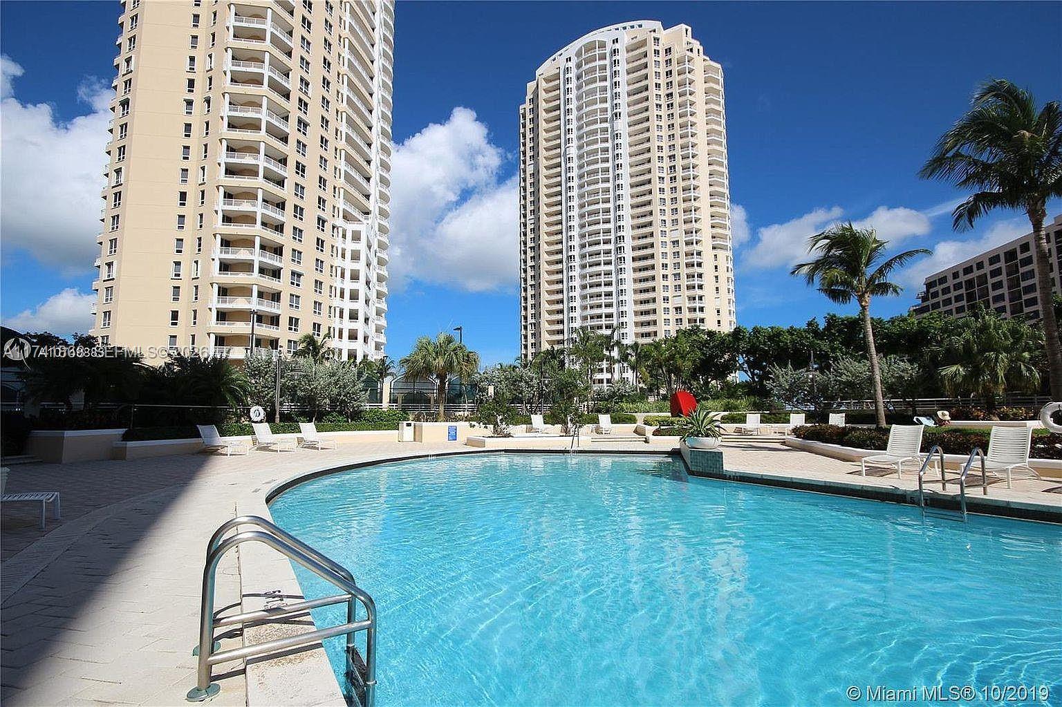 888 Brickell Key Dr # 600, Miami FL 33131