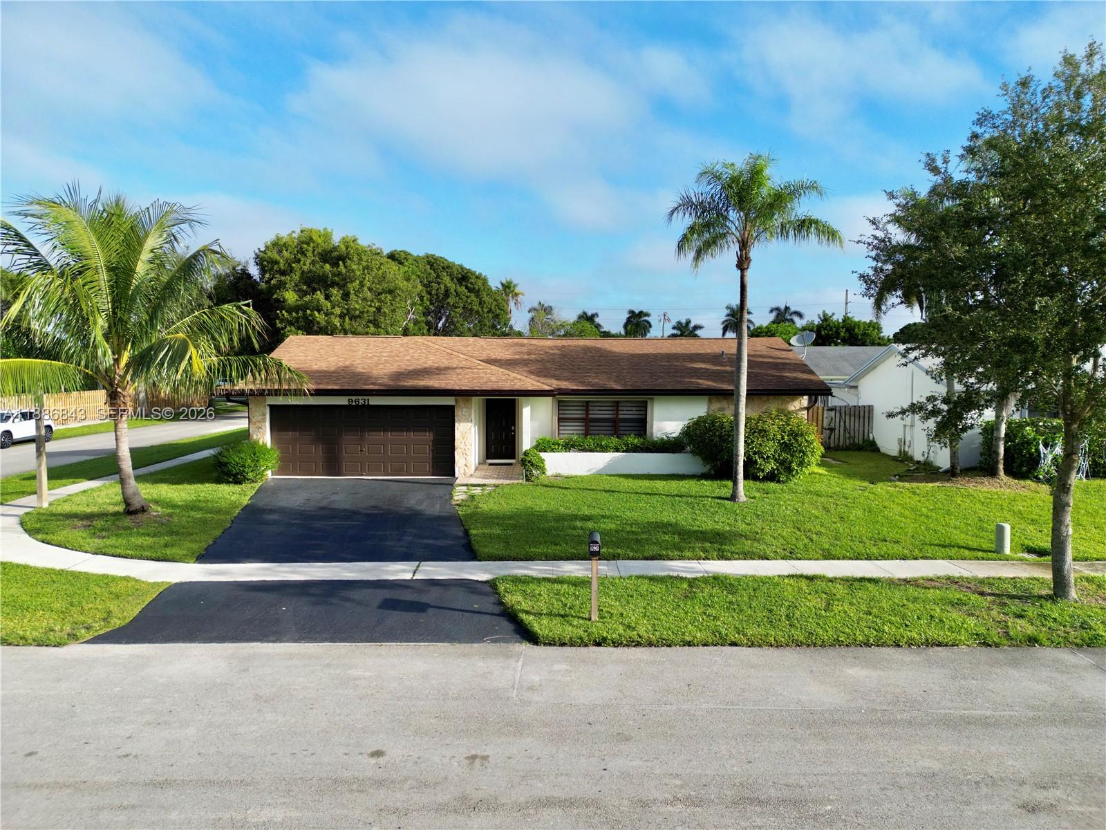 9631 NW 42nd Ct, Sunrise FL 33351
