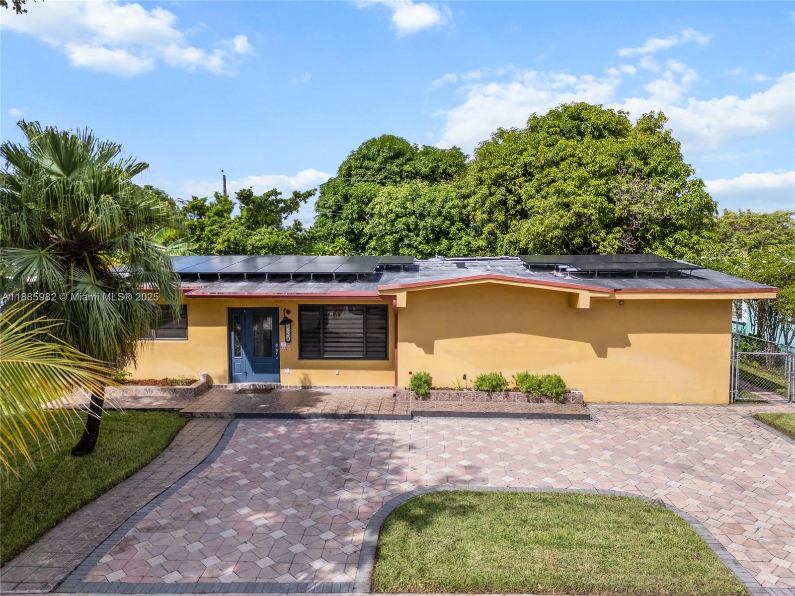 5430 W 14th Ave, Hialeah FL 33012