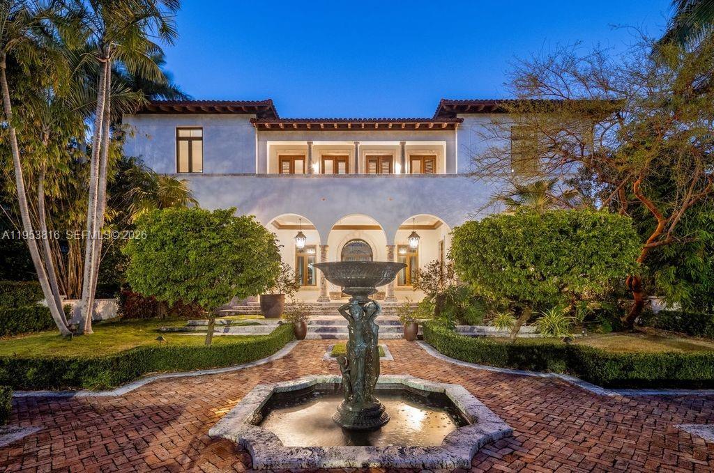 221 Casuarina Concourse, Coral Gables FL 33143
