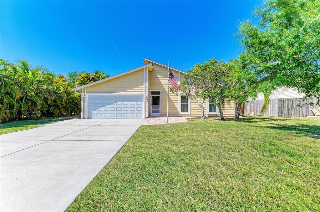 903 PLUM TREE LANE