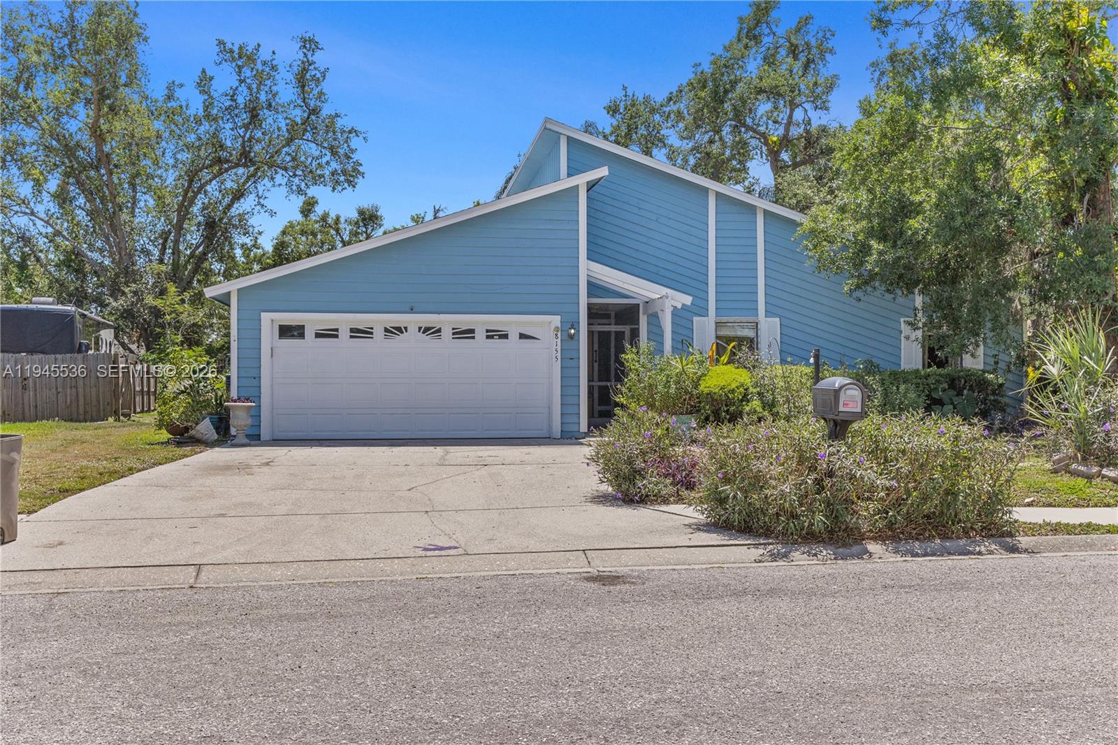 8155 GLENBROOKE CT, Sarasota FL 34243