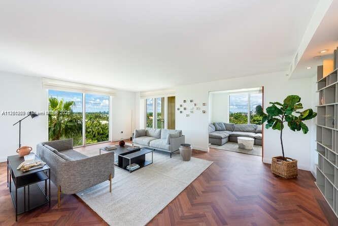 445 Grand Bay Dr # 602, Key Biscayne FL 33149