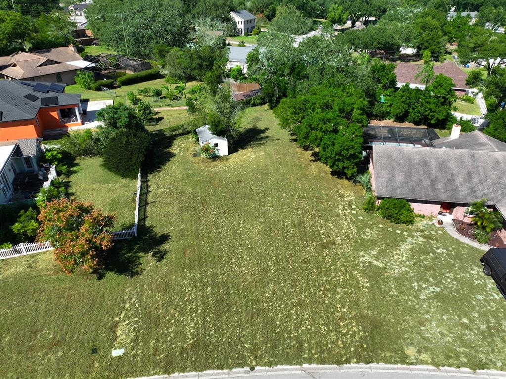 1114 CLASSIC DRIVE, VALRICO, FL — photo 2 of 20