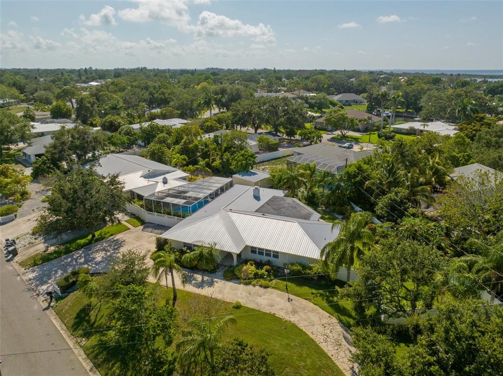 7202 18TH AVENUE NW, BRADENTON, FL — photo 2 of 30